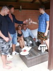 mature_old_cunts_123299906